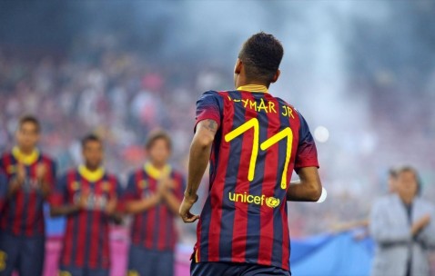 开云体育-内马尔重要时刻刷新纪录，G2带队取胜！